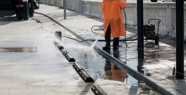 Cost of Parking Lot Pressure Washing in Overland Park
